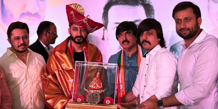 अजितदादांच्या धाकट्या चिरंजीवांचा जंगी बर्थडे, म्हणाले “आधी बारामती उरकतो मग पुण्यातच आहे”