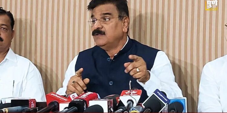 …म्हणून विजय शिवतारे यांनी बारामतीच्या निवडणुकीतून माघार घेतली; स्पष्टच सांगितलं काय घडलं