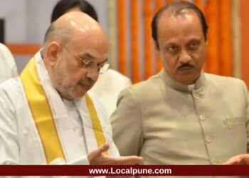 फडणवीसांच्या भेटीआधी अजित पवारांची दिल्लीवारी; अमित शहांसोबत रात्री १ वाजता खलबतं