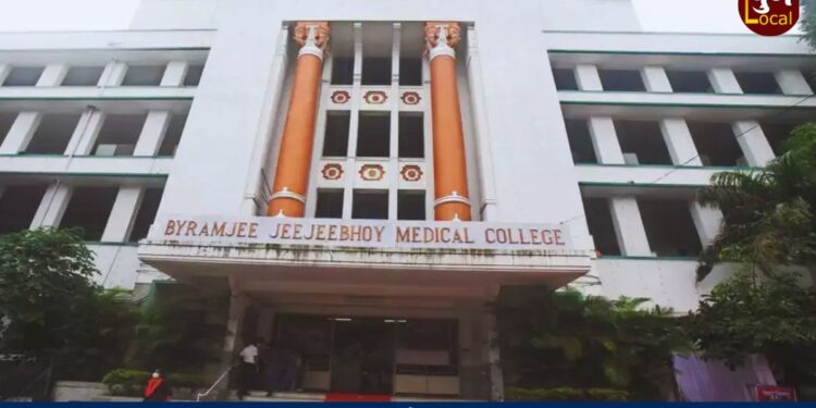 पुण्यातील नामांकित महाविद्यालयात रॅगिंग; थेट मंत्रालयातून चक्रे फिरली अन्…