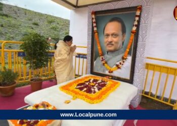 अजितदादांच्या अपघाताच्या ठिकाणी जात सुनेत्रा पवार अन् मुलांनी वाहिली फुले; बारामतीत अत्यंत सुन्न वातावरण